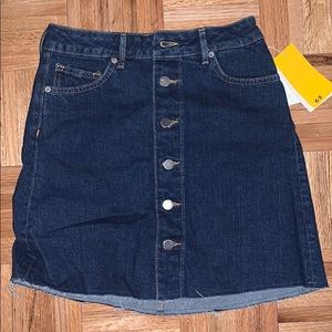 Jean skirt. Tags on, never worn
